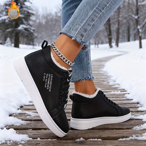 Jynessae | Comfy Sneakers